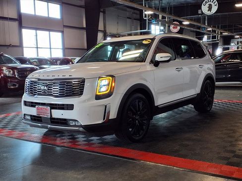 Used 2021 Kia Telluride SX w/ SX Prestige Package image 3
