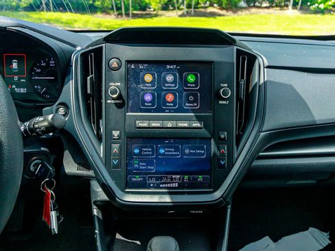 Used 2024 Subaru Impreza 2.0i image 16