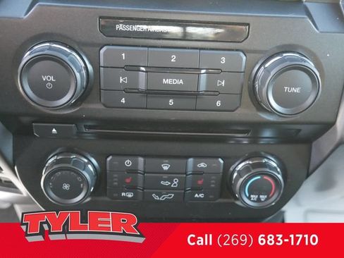 Used 2018 Ford F150 XLT w/ Equipment Group 302A Luxury AWD/4WD image 29