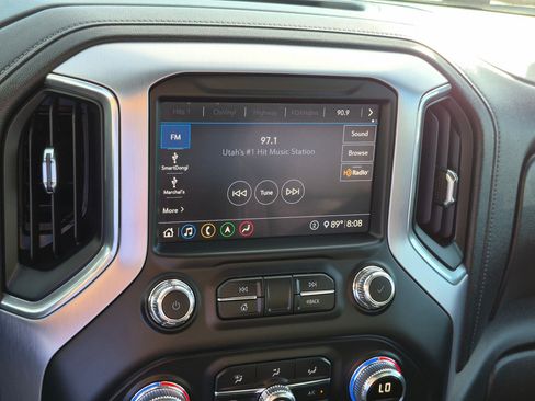 Used 2020 GMC Sierra 1500 SLT w/ SLT Premium Plus Package AWD/4WD image 24