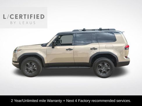 Used 2024 Lexus GX 550 AWD/4WD image 7