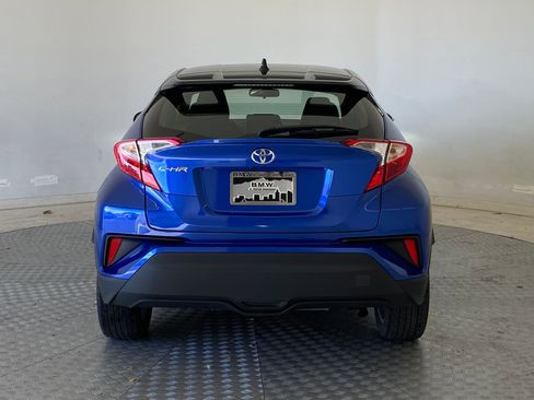 Used 2020 Toyota C-HR XLE image 10