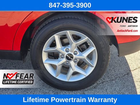 Used 2025 Kia Soul LX w/ LX Technology Package FWD image 11