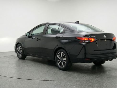 Used 2025 Nissan Versa SV FWD image 6