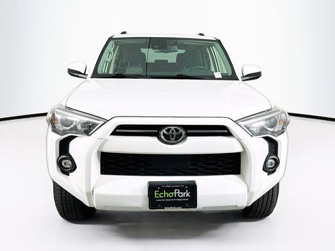Used 2022 Toyota 4Runner SR5 image 2