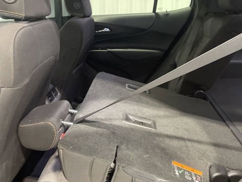 Used 2024 Chevrolet Equinox LT FWD image 33
