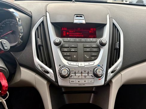 Used 2010 GMC Terrain SLT AWD/4WD image 12