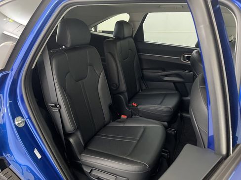 Used 2023 Kia Sorento EX w/ Panoramic Sunroof Package FWD image 21