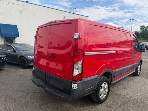Used 2017 Ford Transit 250 130 Low Roof RWD image 4