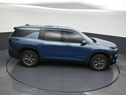 Used 2024 Chevrolet Traverse LS FWD image 22