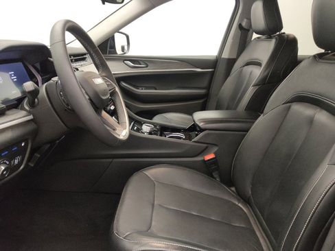 Used 2022 Jeep Grand Cherokee Limited 4xe image 17