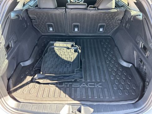 Used 2020 Subaru Outback Limited w/ Popular Package #2 image 32