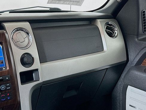 Used 2012 Ford F150 Lariat w/ Lariat Chrome Pkg image 25