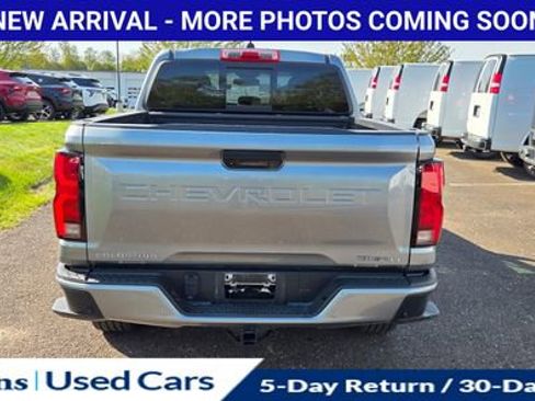 Used 2023 Chevrolet Colorado LT w/ LT Convenience Package III AWD/4WD image 7