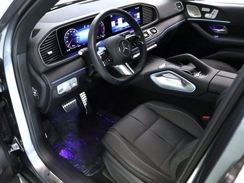 Used 2024 Mercedes-Benz GLS 580 4MATIC image 25