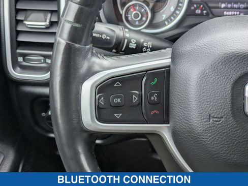 Used 2021 RAM 1500 4x4 Crew Cab image 17