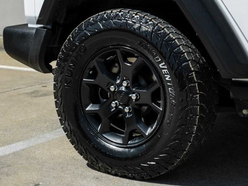 Used 2020 Jeep Wrangler Unlimited Sport image 58