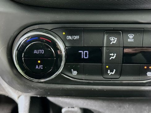 Used 2023 Chevrolet TrailBlazer LT w/ Convenience Package image 25