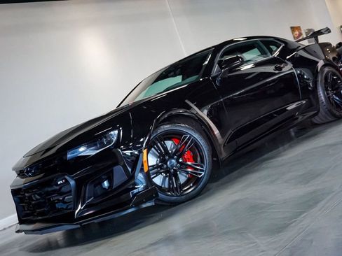 Used 2023 Chevrolet Camaro ZL1 image 96