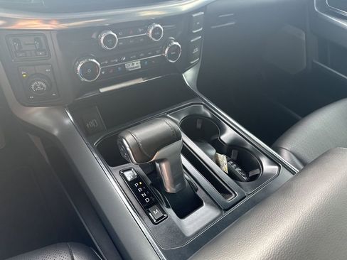 Used 2025 Ford F150 Lariat w/ Equipment Group 501A Mid image 30