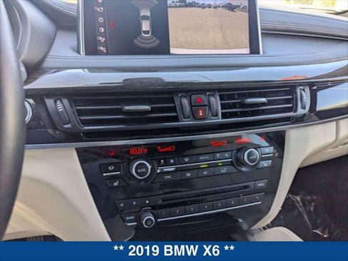 Used 2019 BMW X6 xDrive35i w/ Convenience Package AWD/4WD image 17