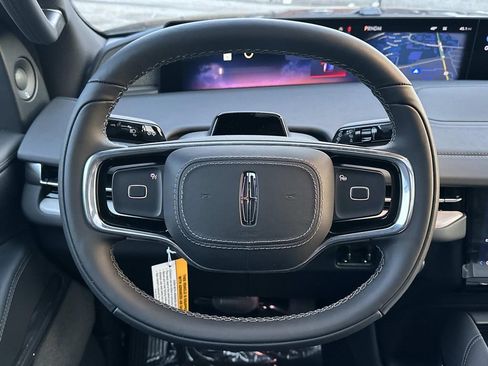 New 2025 Lincoln Navigator Reserve w/ Jet Appearance Package image 28