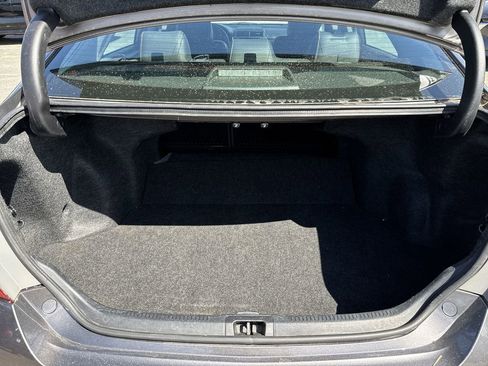 Used 2017 Toyota Camry SE FWD image 21