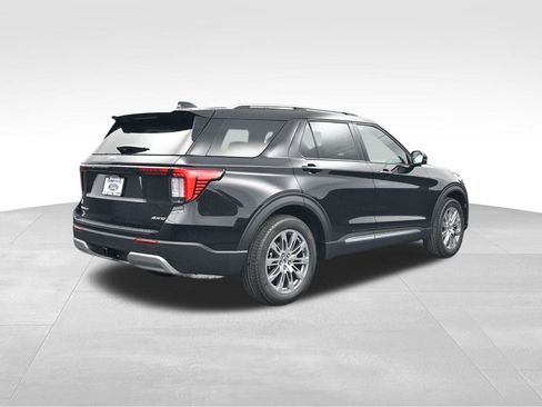 New 2026 Ford Explorer Platinum image 8