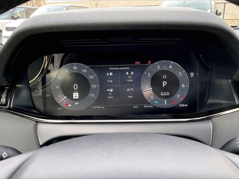 Used 2026 Land Rover Range Rover Evoque S image 13