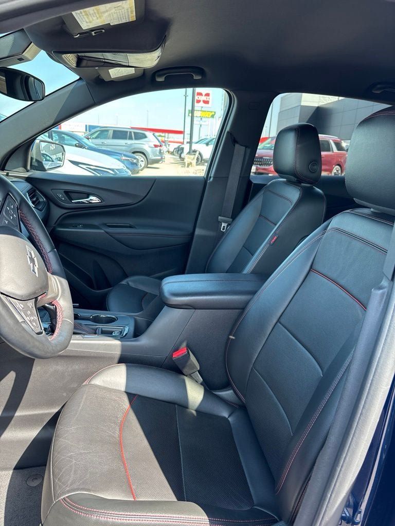 Used 2023 Chevrolet Equinox RS w/ RS Leather Package AWD/4WD image 13