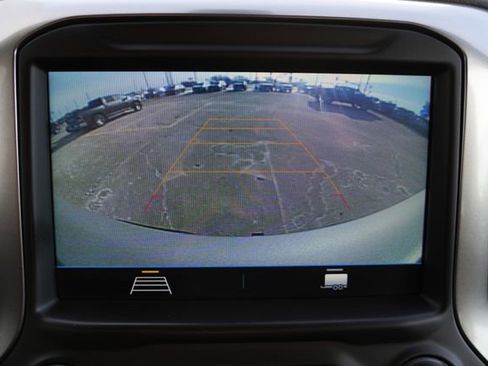 Used 2021 Chevrolet Silverado 1500 LT w/ Z71 Off-Road Package image 22