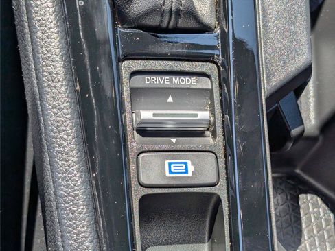 Used 2025 Honda Accord Sport image 24