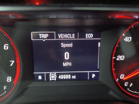 Used 2023 Chevrolet TrailBlazer RS w/ Sun and Liftgate Package image 12