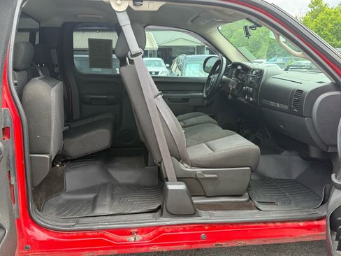 Used 2011 Chevrolet Silverado 1500 LT AWD/4WD image 18