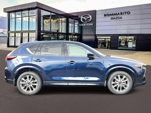 New 2025 MAZDA CX-5 AWD 2.5 S w/ Premium Plus Pkg image 2