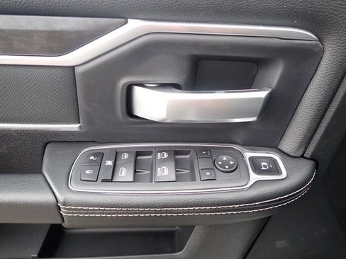 New 2024 RAM 3500 Big Horn image 15