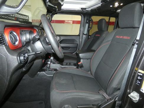 Used 2023 Jeep Wrangler Unlimited Rubicon image 10