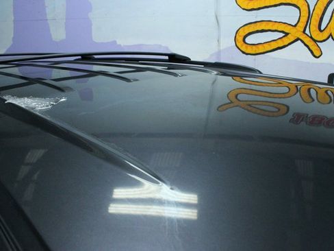 Used 2010 GMC Yukon SLT w/ Suspension Package, Autoride image 5