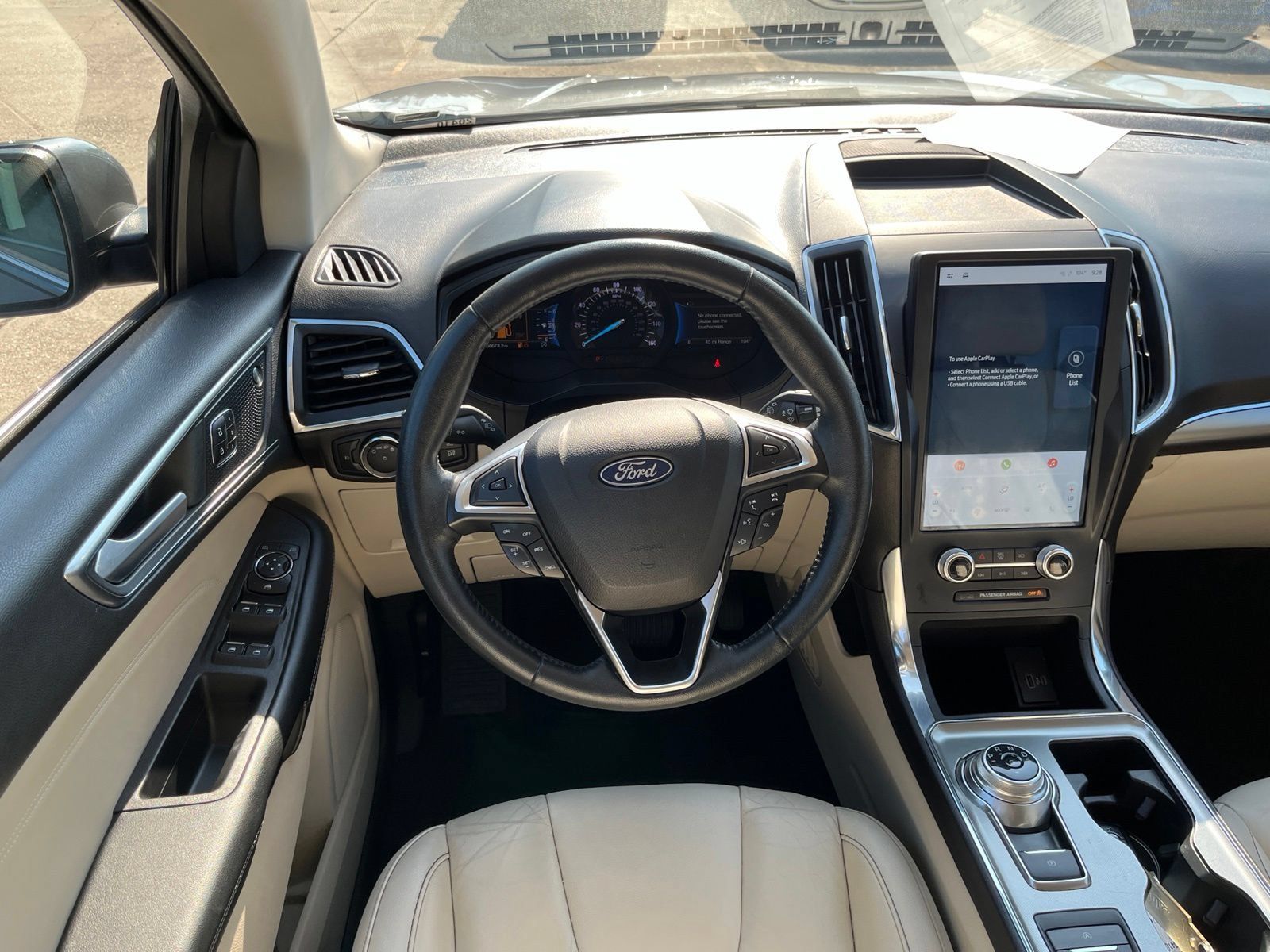 Used 2022 Ford Edge Titanium AWD/4WD image 11