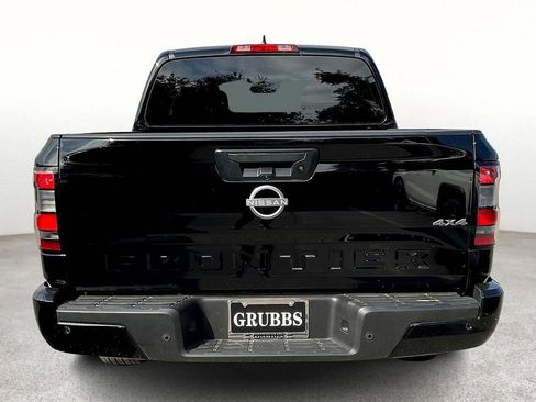 New 2025 Nissan Frontier SV image 8