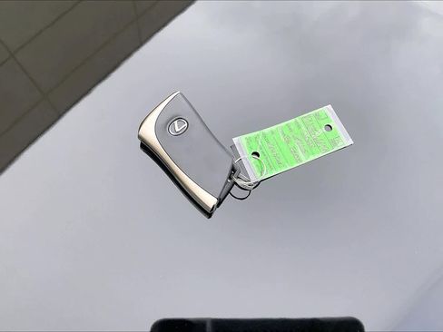 Used 2023 Lexus ES 350 F Sport w/ Accessory Package (Z2) image 15