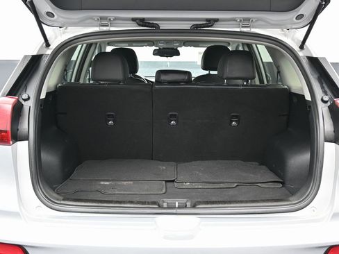 Used 2020 Kia Niro EX w/ Cold Weather Package image 13