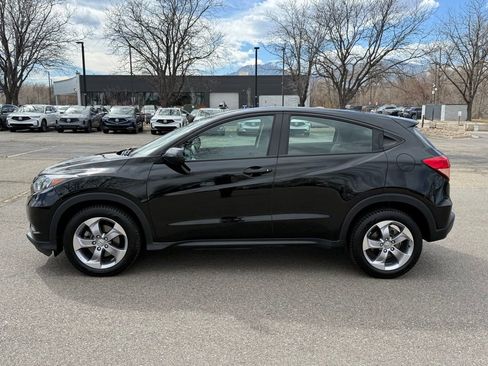 Used 2018 Honda HR-V LX image 7