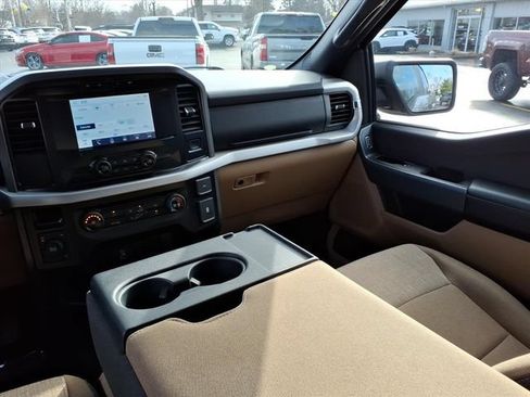 Used 2022 Ford F150 XLT w/ XTR Package AWD/4WD image 20