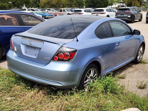 Used 2010 Scion tC FWD image 4