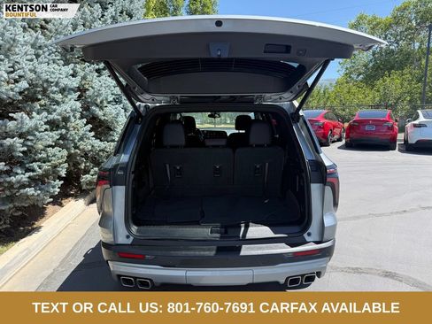 Used 2025 Chevrolet Traverse Z71 AWD/4WD image 36