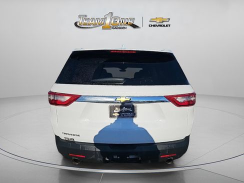 Used 2021 Chevrolet Traverse LS image 7