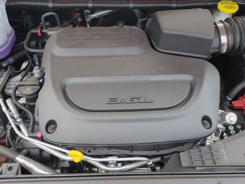 New 2026 Chrysler Pacifica Select FWD image 22
