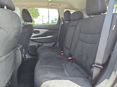 Used 2019 Nissan Murano SV FWD image 13