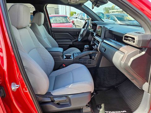 Used 2025 Toyota Tacoma SR5 RWD image 18
